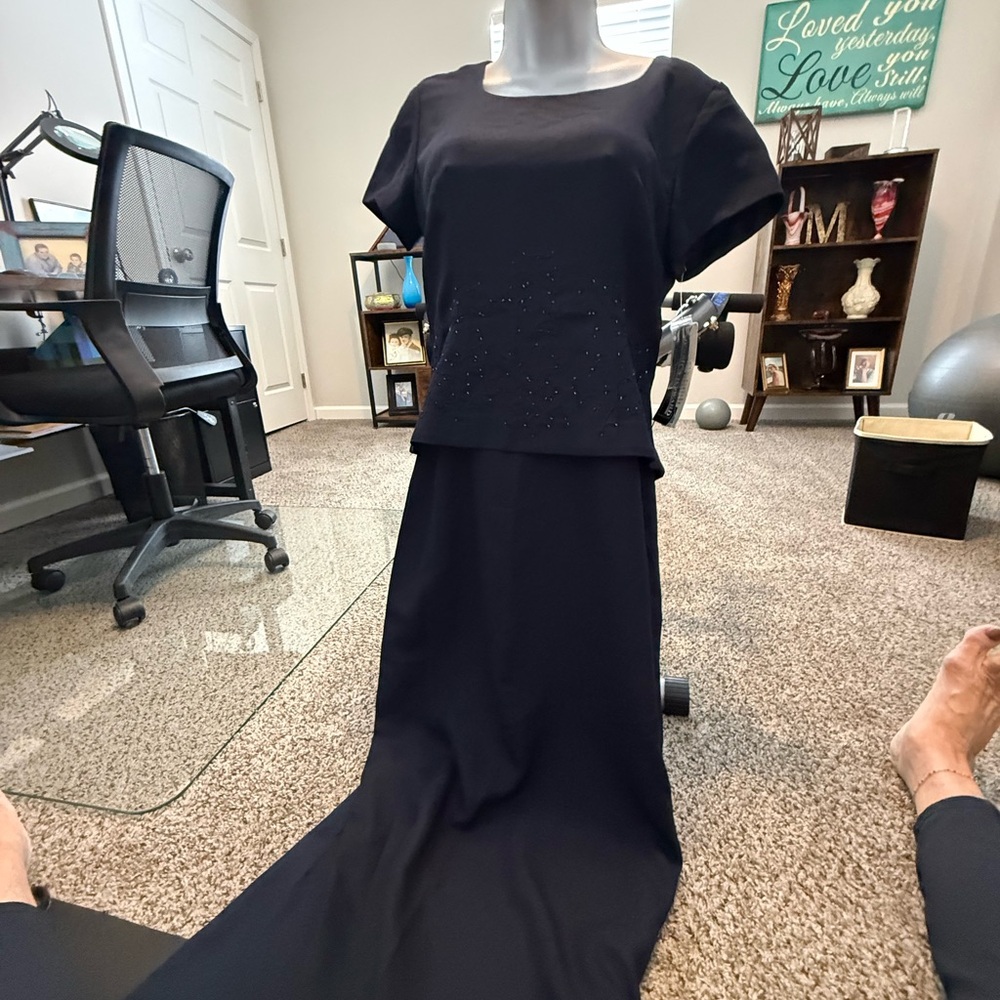Elegant Black Maxi Dress mp1